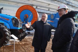 Представители федеральных органов власти посетили Чебоксарский завод промышленных тракторов