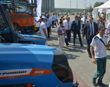 Колесные тракторы АГРОМАШ представлены на «АГРО-2016»